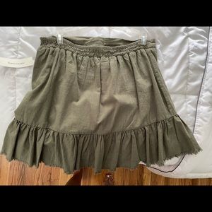 Forest green colored skirt never worn Francesca’s